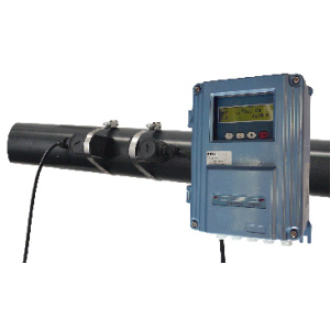 Ultrasone clamp-on flowmeter voor vaste opstelling Type: BFU-100-F-L (300-6000 mm)