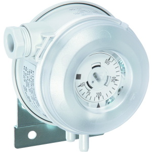 DS-106 D 1000...5000Pa Drukverschilschakelaar voor lucht incl. slangenset ASD-06