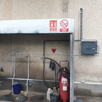 Fuel additive dispenser with Gespasa GK-7Plus control console